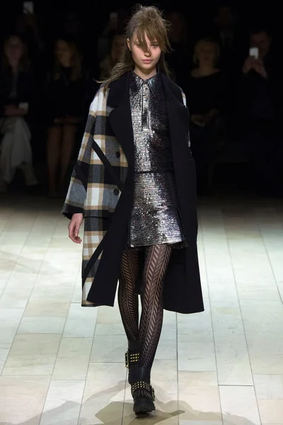 Look 97